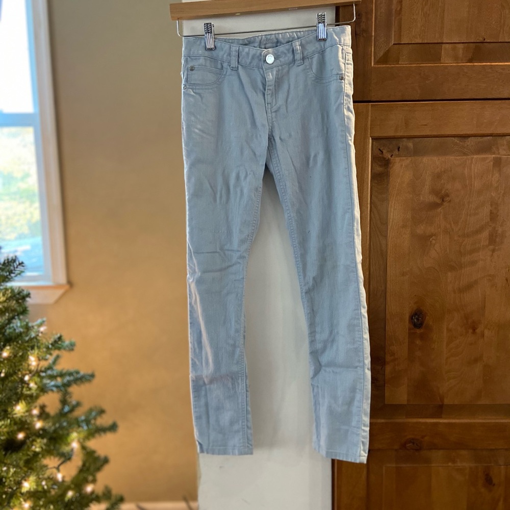 Light wash jeans
